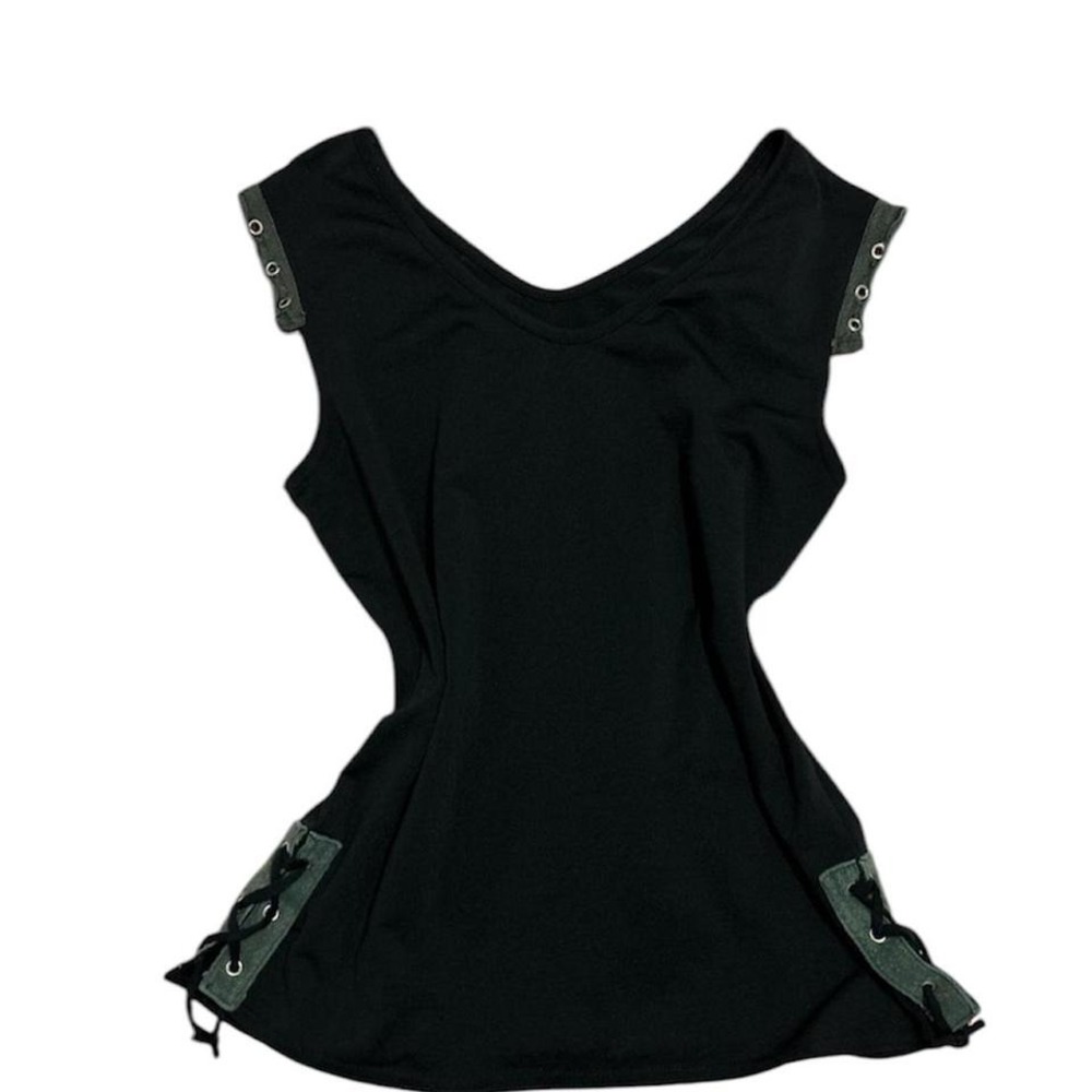 black grunge top